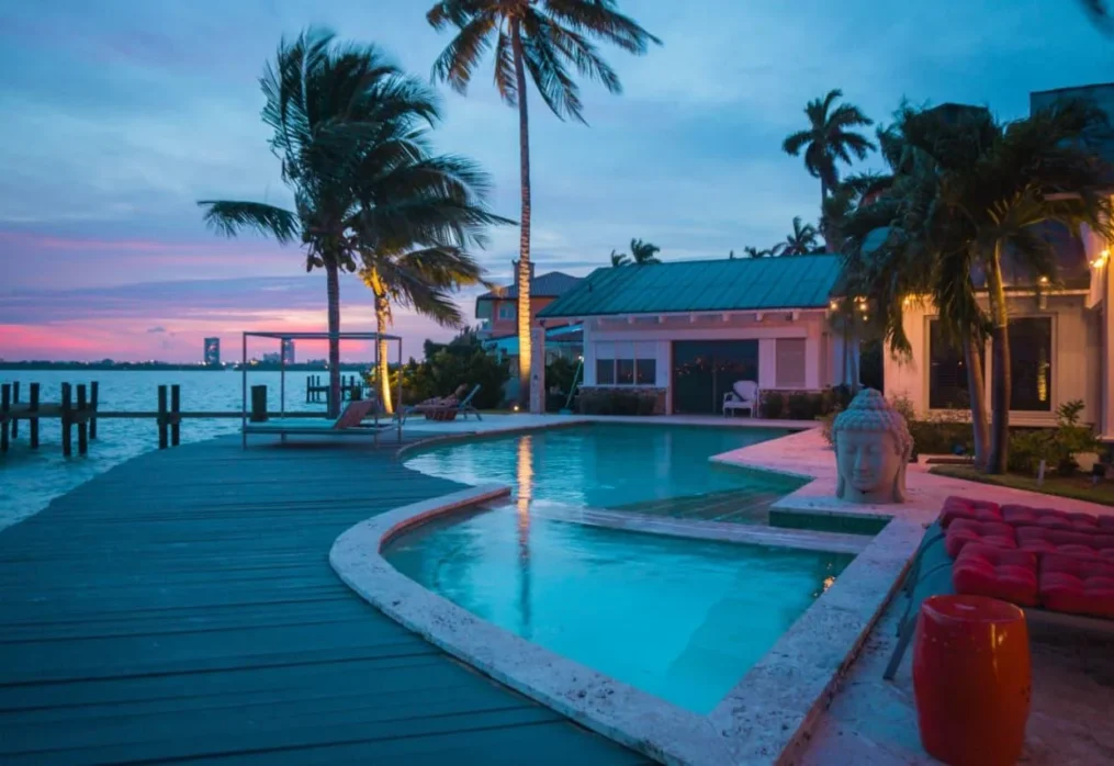 Living in Miami Beach: The Ultimate Coastal Lifestyle Guide